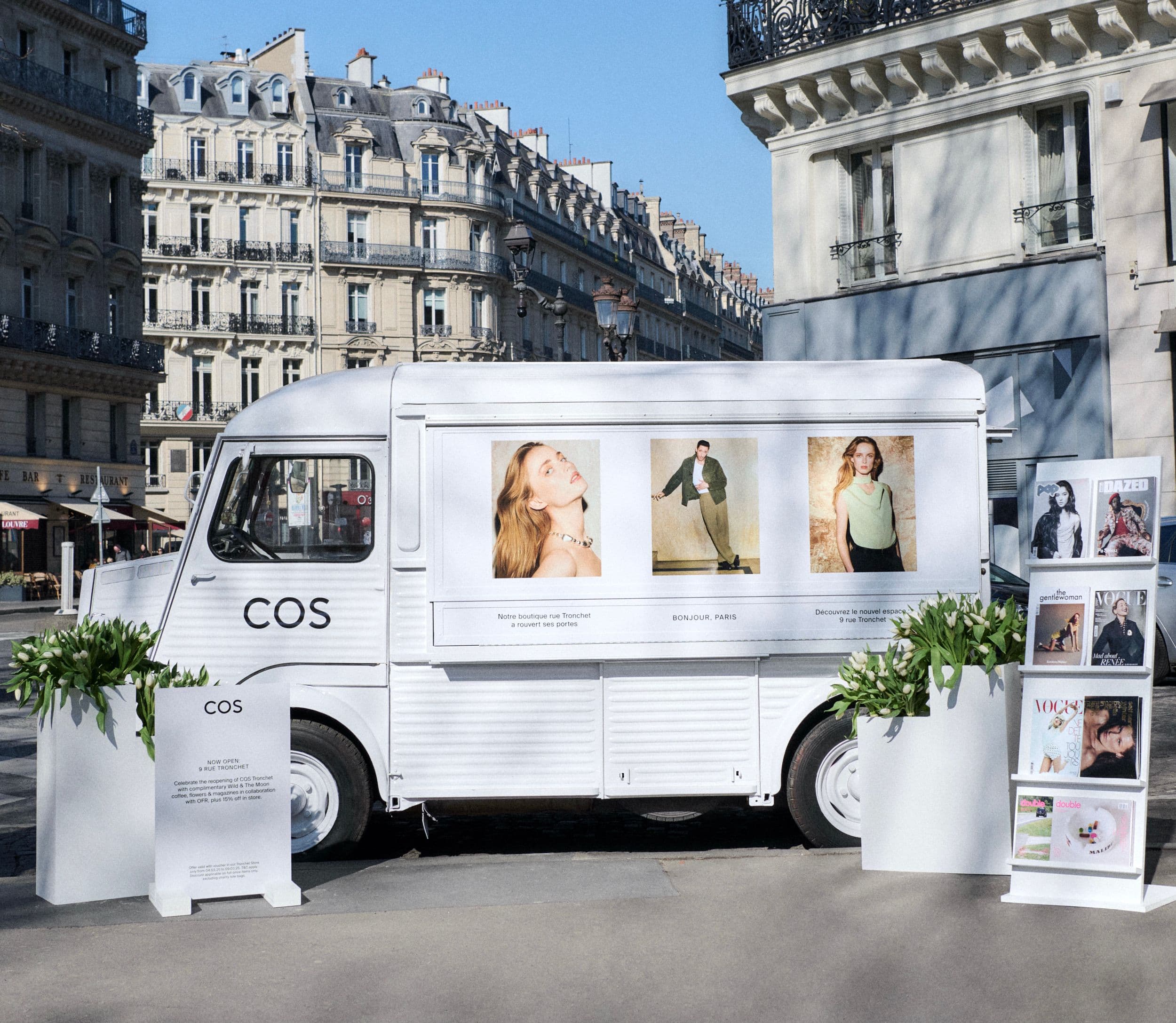 COS Van Paris activation
